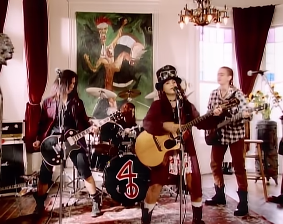 Видео non. Группа блондес 4 нон. 4 Non blondes what's up. Linda Perry & "4 non blondes". Linda Perry what's up.